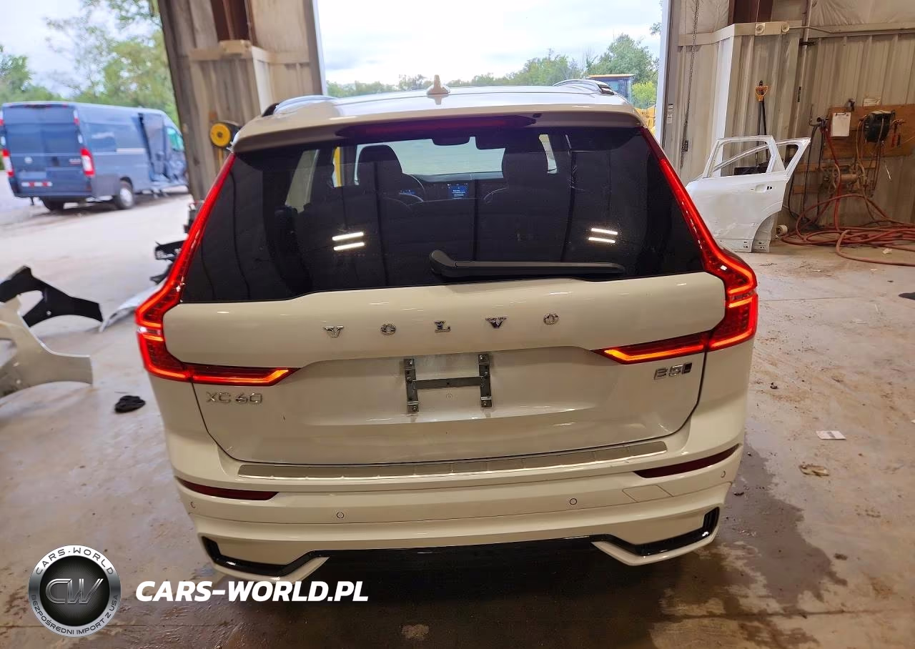 2025 Volvo Xc60 Plus VIN:YV4M12RC2S1184584 - 6