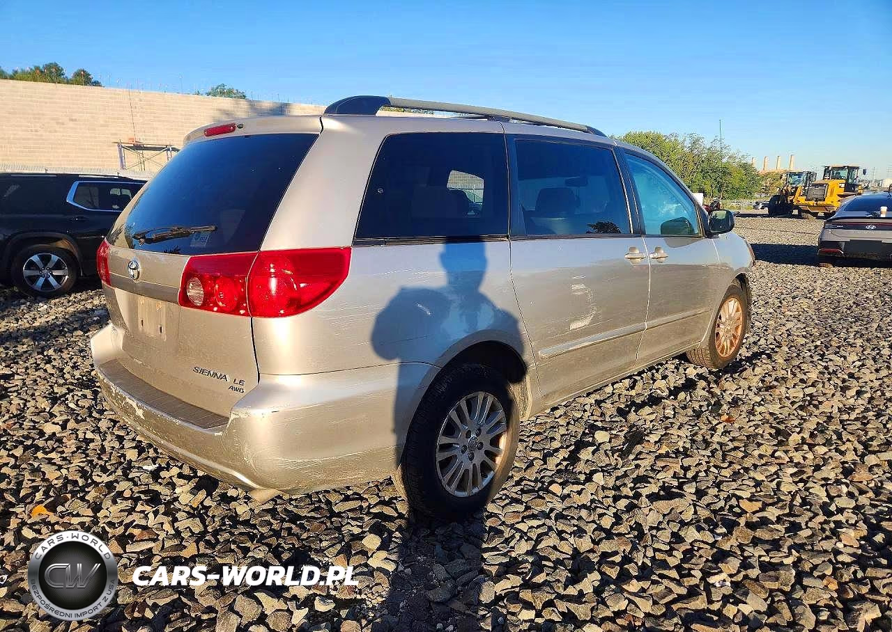 2007 Toyota Sienna Le VIN:5TDBK23C27S003686 - 3