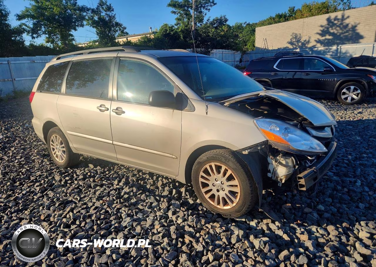 2007 Toyota Sienna Le VIN:5TDBK23C27S003686 - 4