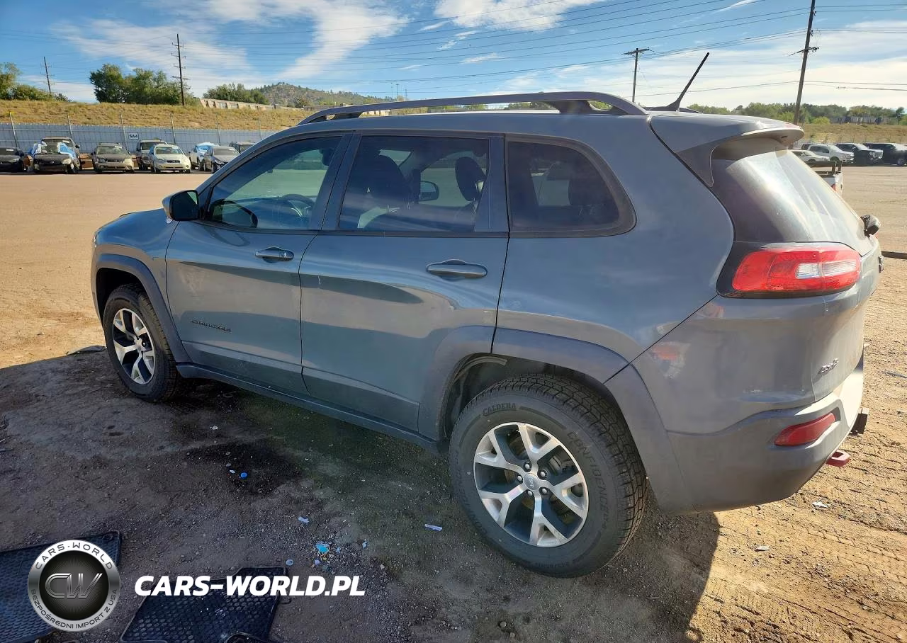 2015 Jeep Cherokee Trailhawk VIN:1C4PJMBS4FW522279 - 2