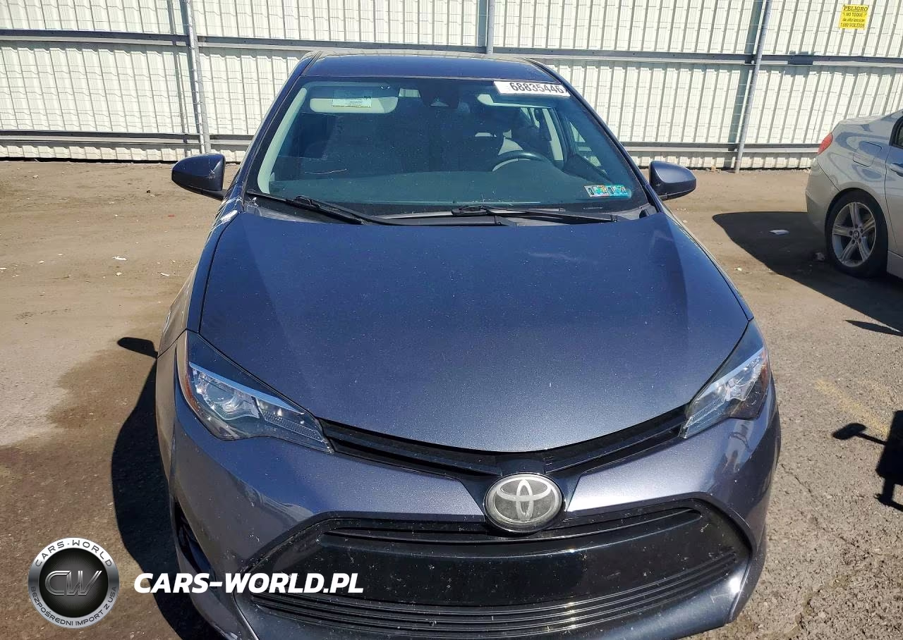 2017 Toyota Corolla Le VIN:2T1BURHE5HC830279 - 5