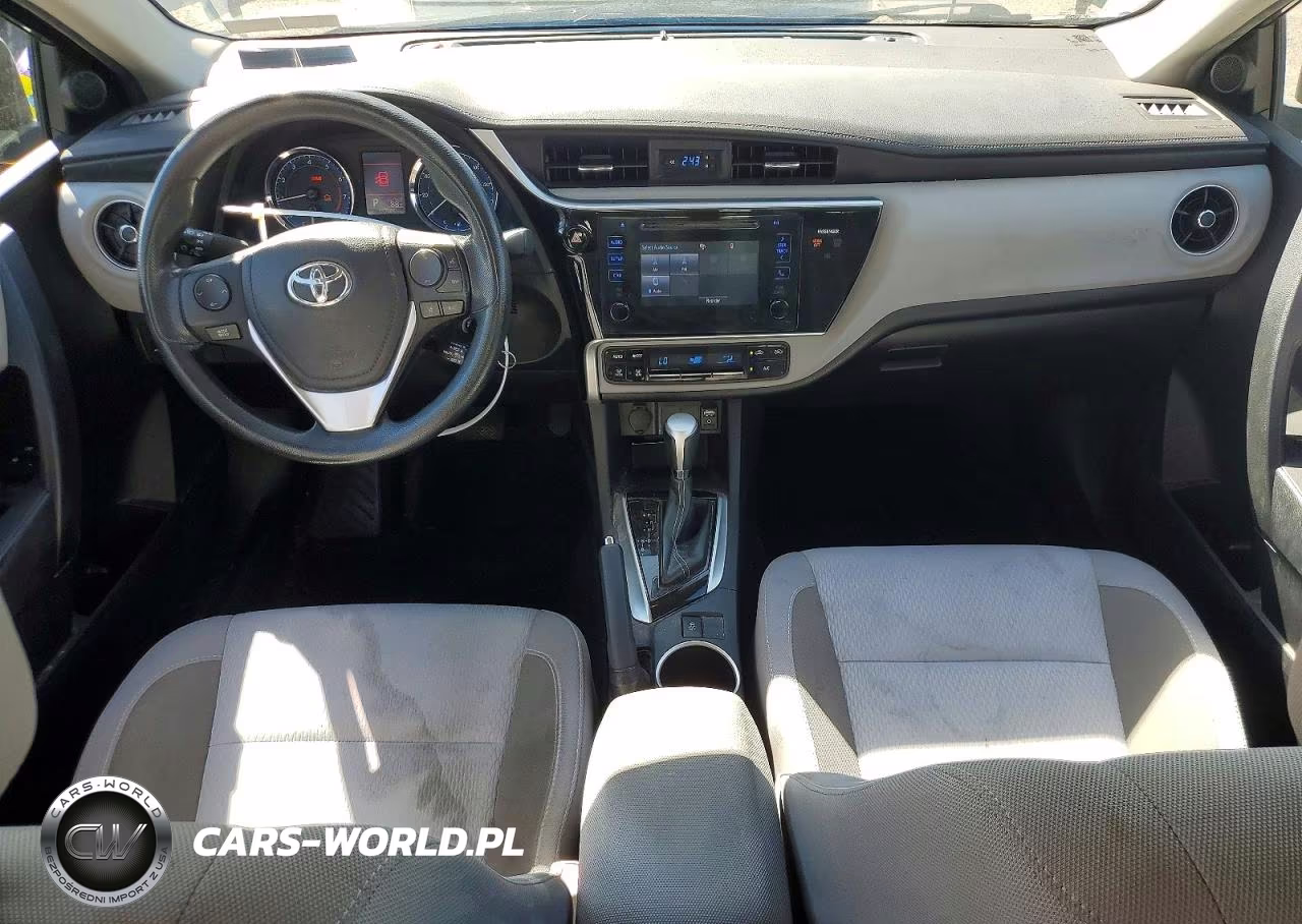 2017 Toyota Corolla Le VIN:2T1BURHE5HC830279 - 8