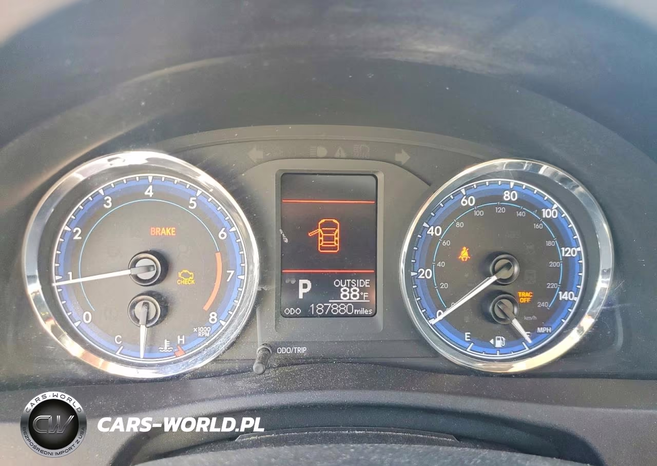 2017 Toyota Corolla Le VIN:2T1BURHE5HC830279 - 9
