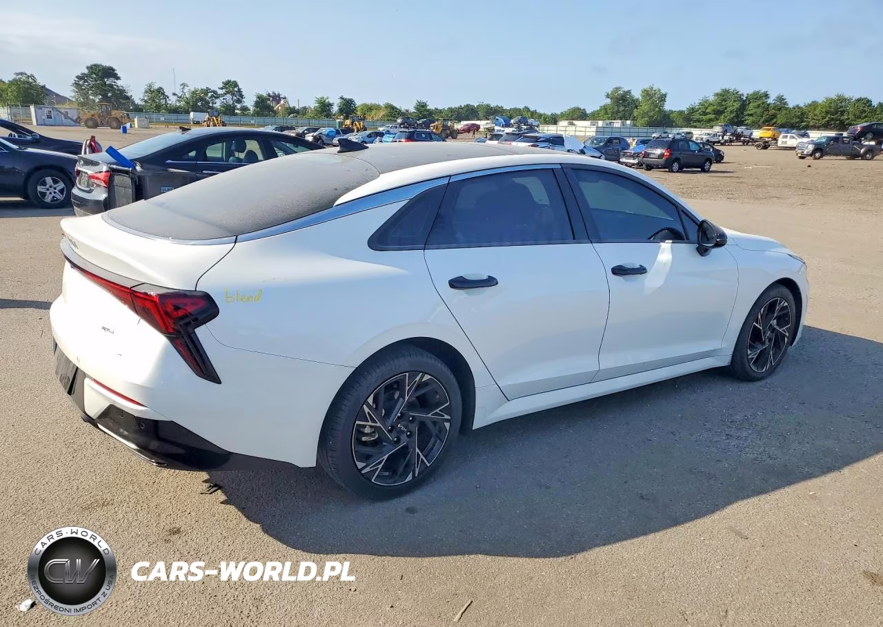 2025 Kia K5 Gt Line VIN:KNAG64J78S5319424 - 3