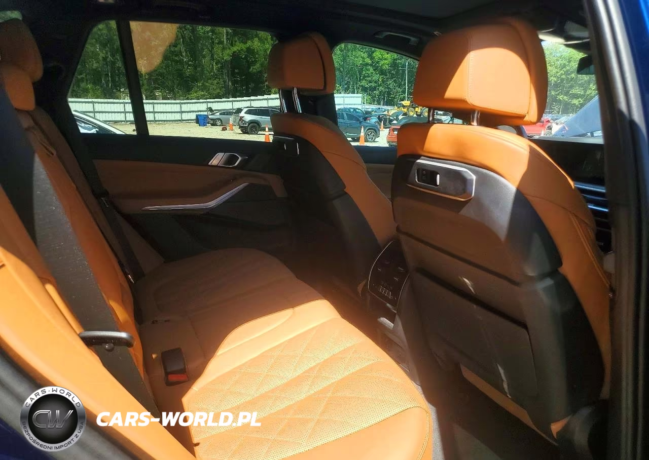 2024 BMW X5 xDrive40I VIN:5UX23EU05R9V38126 - 11