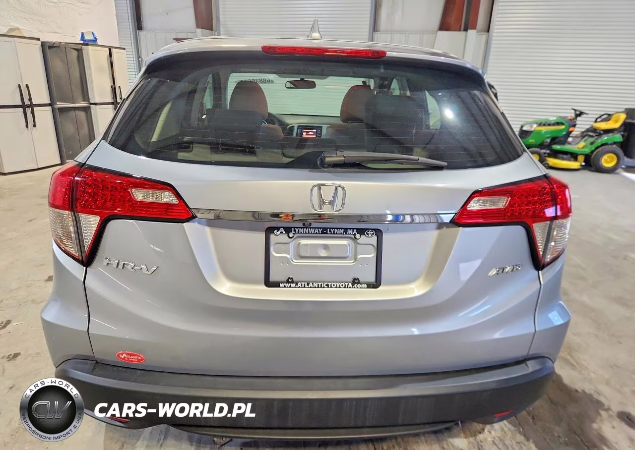 2019 Honda Hr-V Lx VIN:3CZRU6H30KG701823 - 6