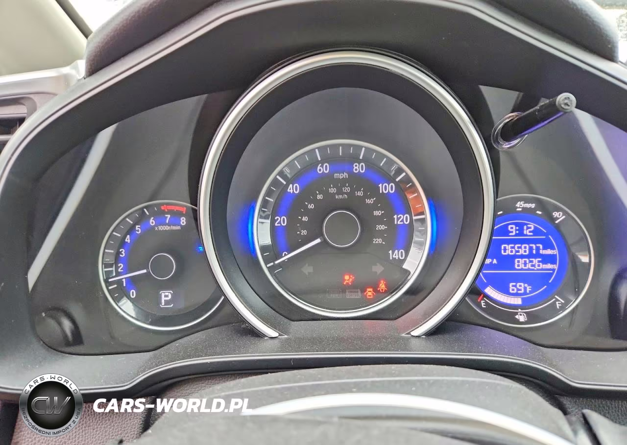 2018 Honda Fit Sport VIN:3HGGK5H64JM706838 - 9