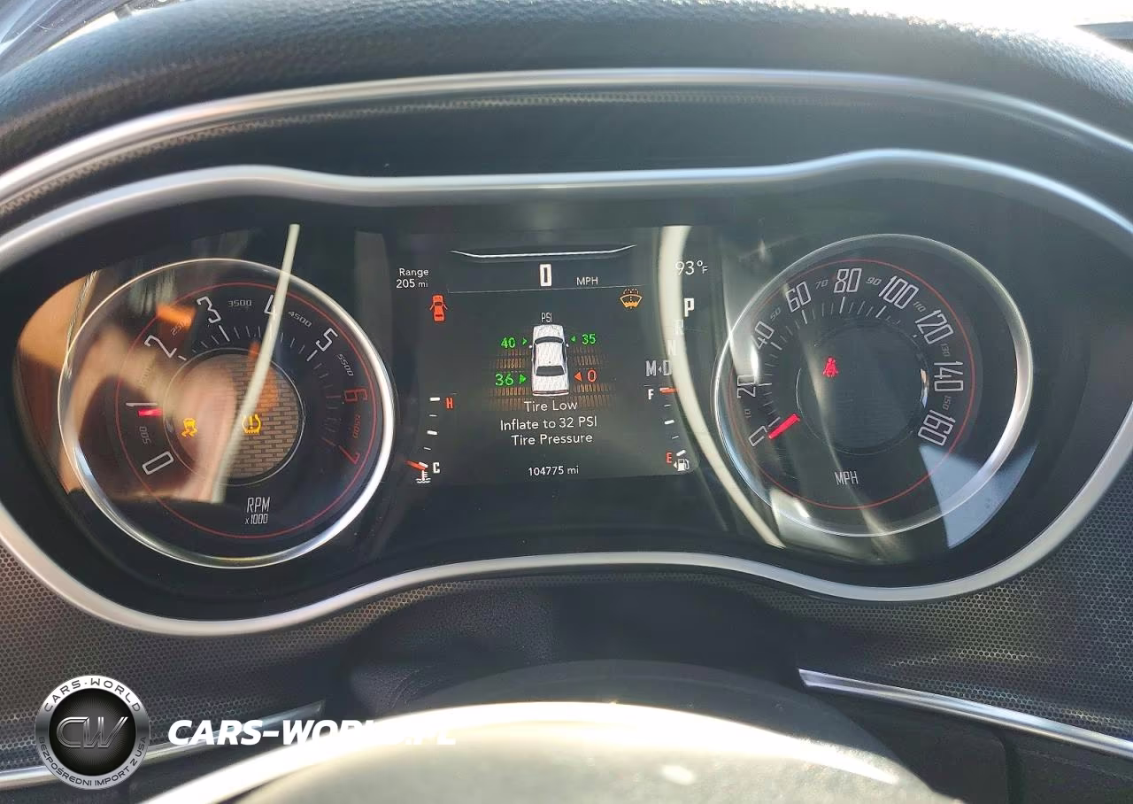 2018 Dodge Challenger R-T VIN:2C3CDZBT6JH252270 - 9