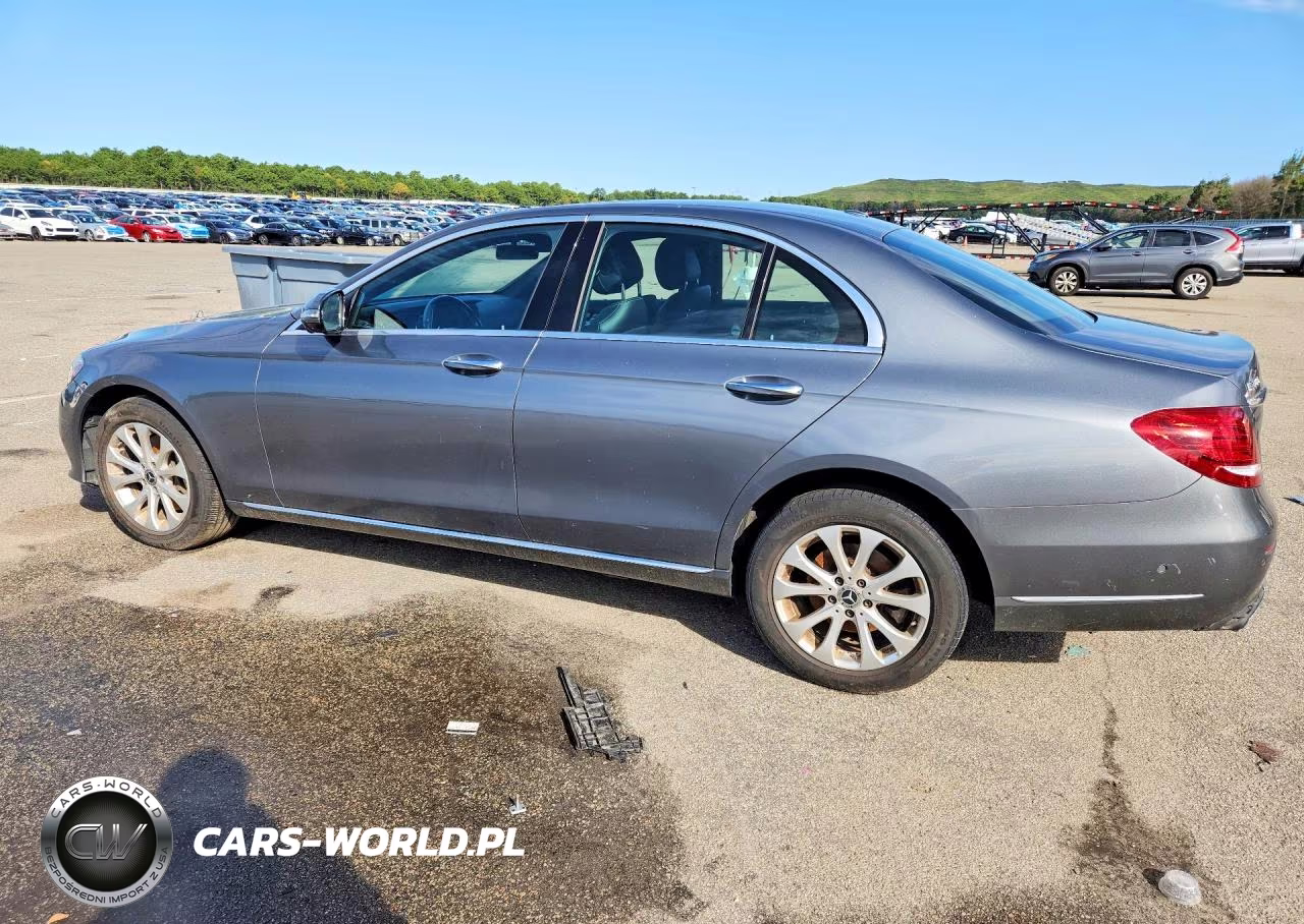 2019 Mercedes-Benz E 300 4Matic VIN:WDDZF4KB4KA507532 - 2