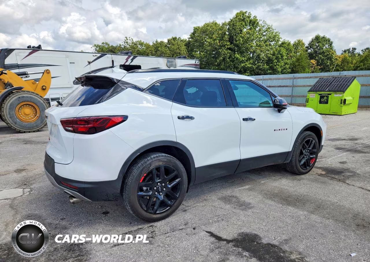 2024 Chevrolet Blazer 2Lt VIN:3GNKBCR4XRS168218 - 3