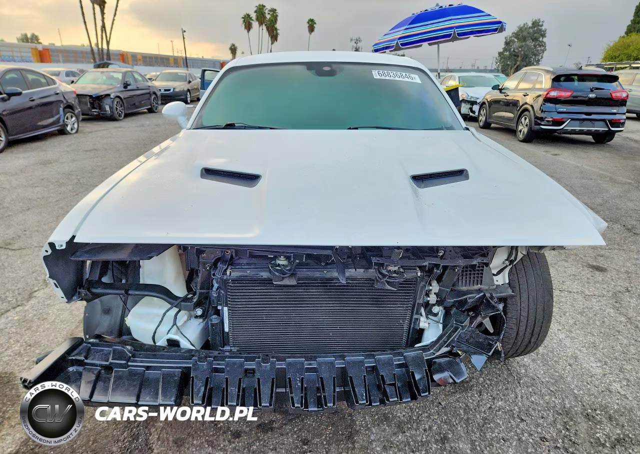 2020 Dodge Challenger Sxt VIN:2C3CDZAG3LH184954 - 5