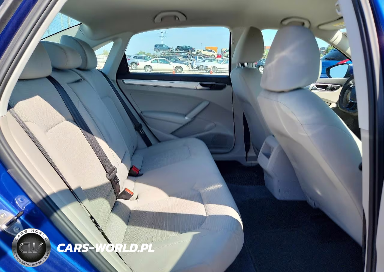 2016 Volkswagen Passat S VIN:1VWAS7A30GC050029 - 10