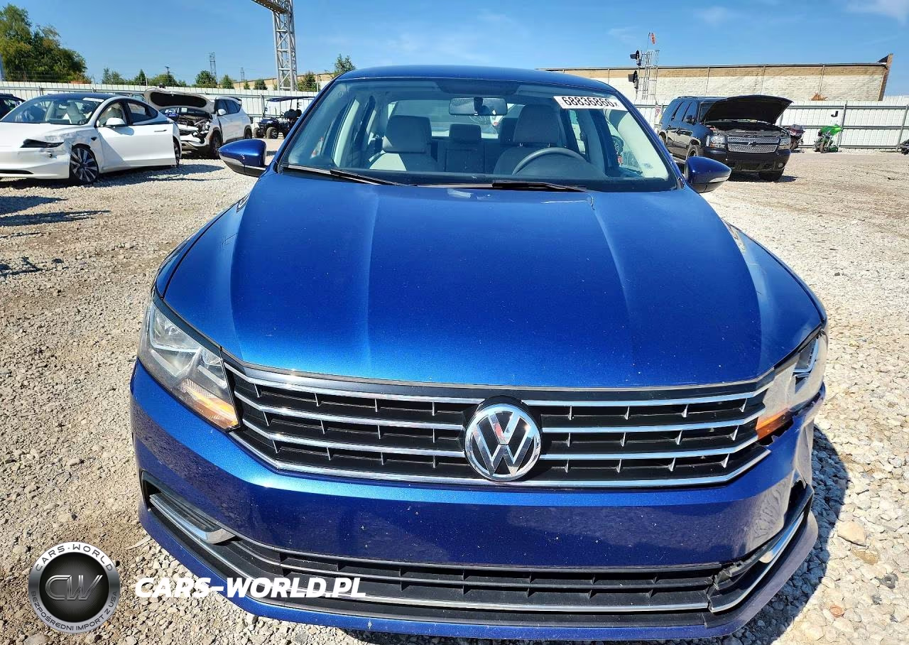2016 Volkswagen Passat S VIN:1VWAS7A30GC050029 - 5