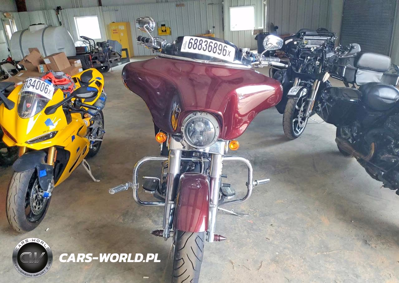 2011 Harley-Davidson Flhx VIN:1HD1KBM14BB633409 - 2