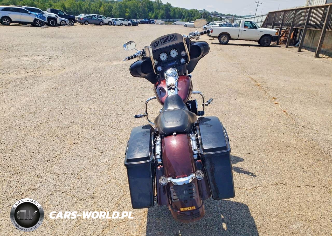 2011 Harley-Davidson Flhx VIN:1HD1KBM14BB633409 - 4