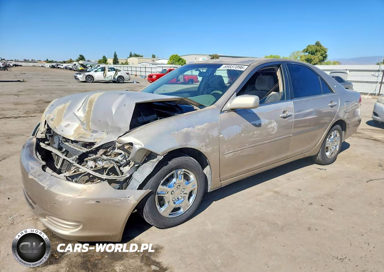 2004 Toyota Camry Le