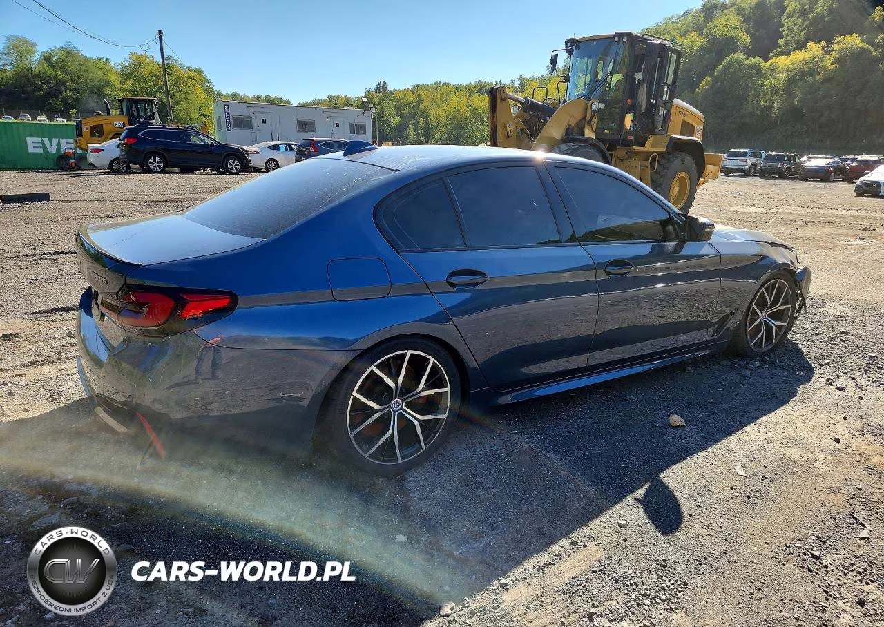 2023 BMW M550Xi VIN:WBA13BK03PCM16571 - 3