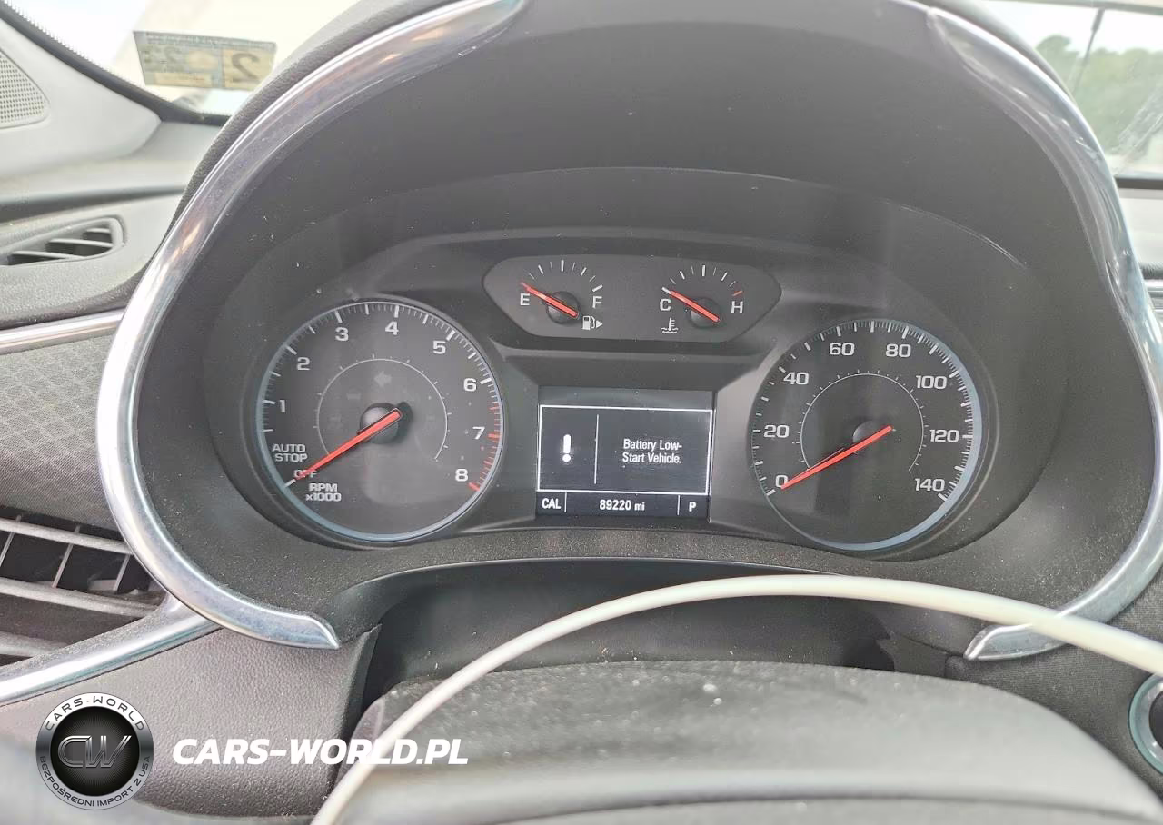 2018 Chevrolet Malibu 3Lt VIN:1G1ZD5ST3JF125971 - 9