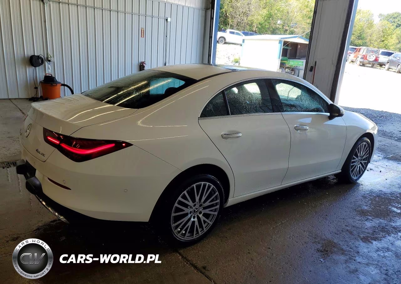 2025 Mercedes-Benz Cla 250 4Matic VIN:W1K5J4HB0SN526849 - 3