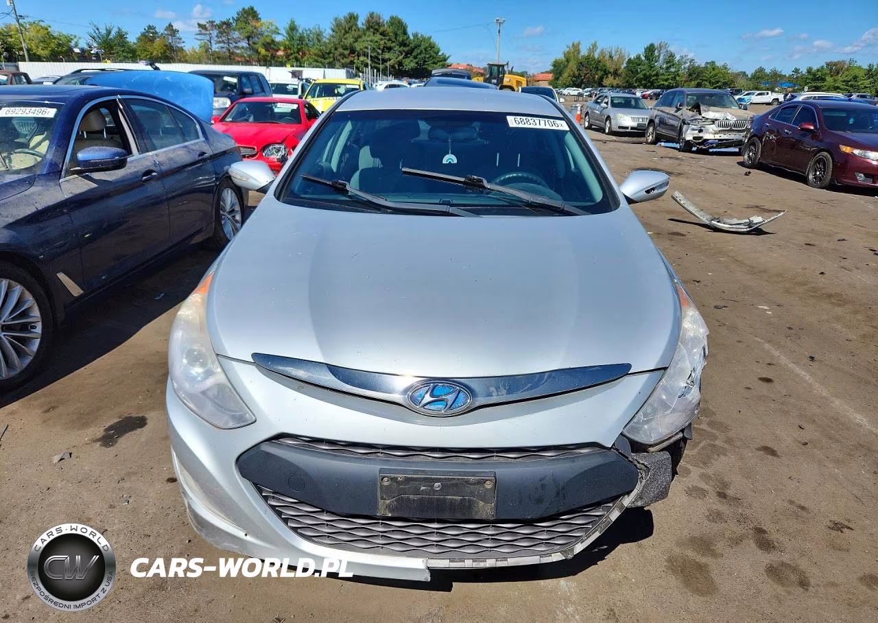 2014 Hyundai Sonata Hybrid VIN:KMHEC4A45EA117723 - 5