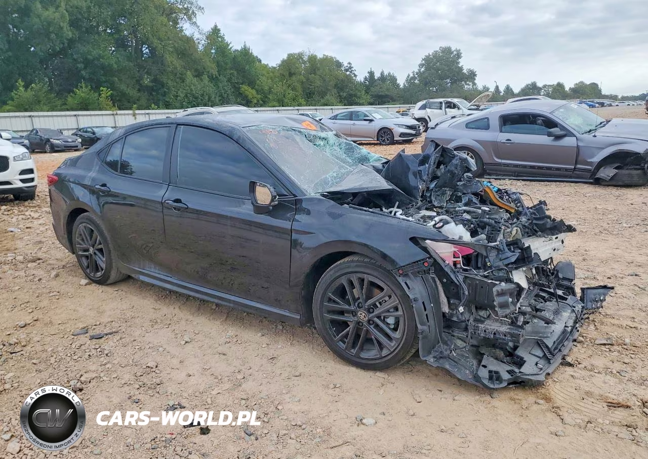 2025 Toyota Camry Se VIN:4T1DAACK5SU622182 - 4