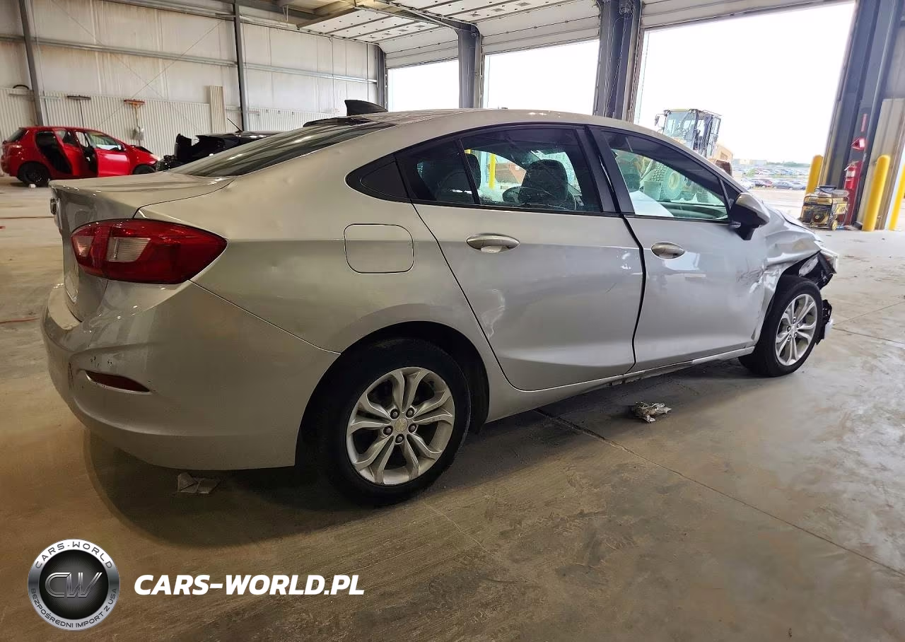 2019 Chevrolet Cruze Ls VIN:1G1BC5SM6K7148010 - 3