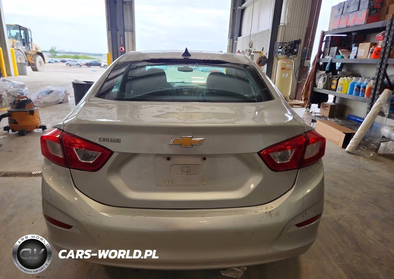 2019 Chevrolet Cruze Ls VIN:1G1BC5SM6K7148010 - 6