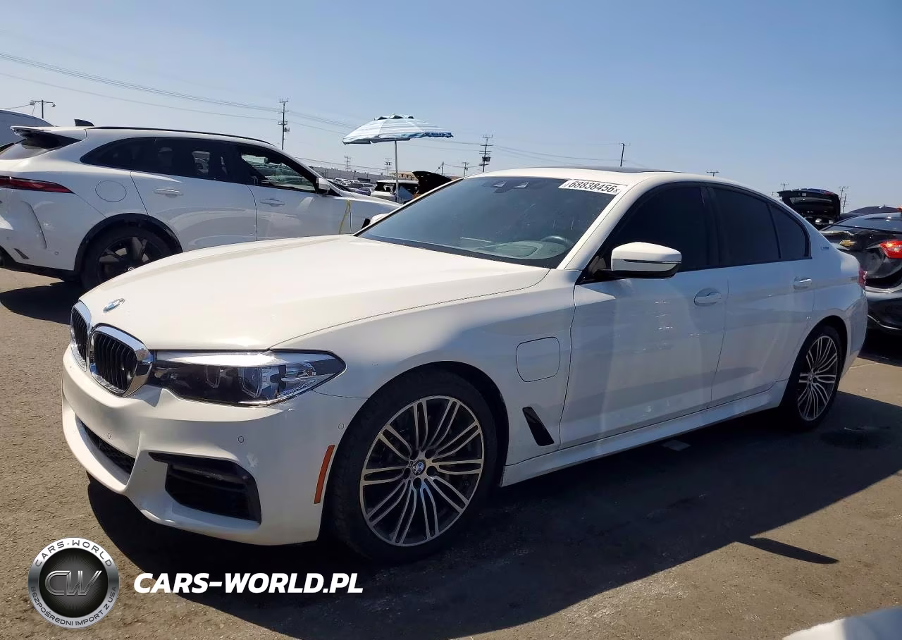 2019 BMW 530E VIN:WBAJA9C59KB399718 - 1