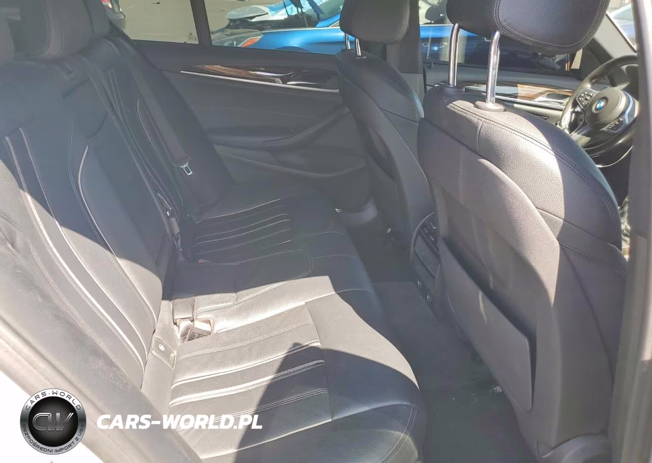 2019 BMW 530E VIN:WBAJA9C59KB399718 - 10