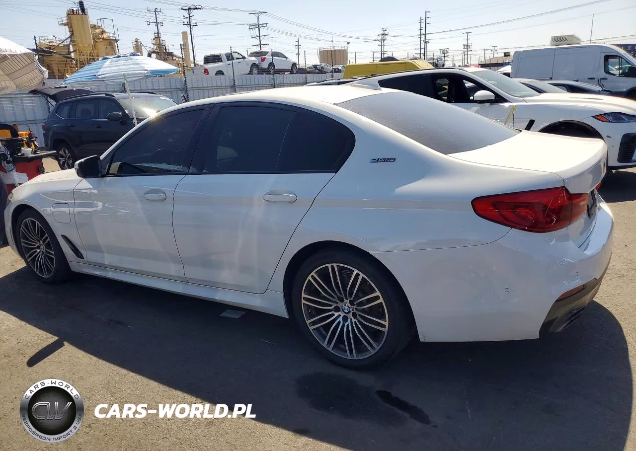 2019 BMW 530E VIN:WBAJA9C59KB399718 - 2