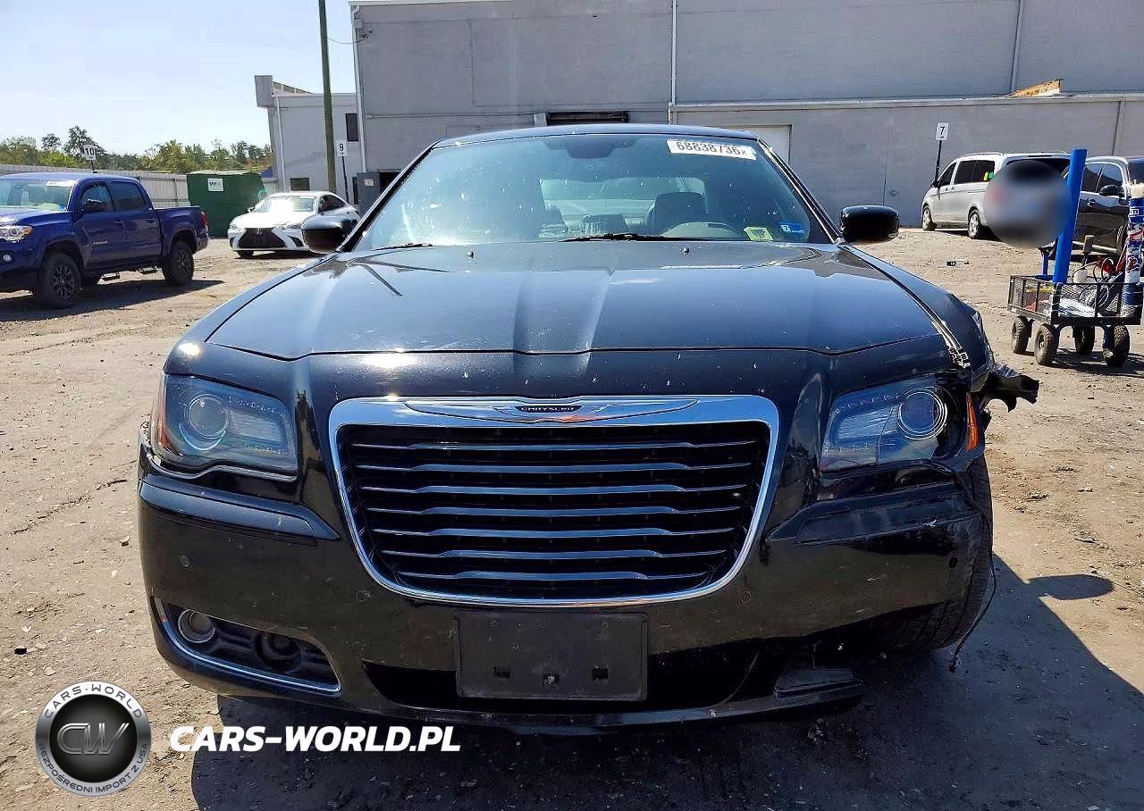 2013 Chrysler 300 S VIN:2C3CCABT9DH632177 - 5