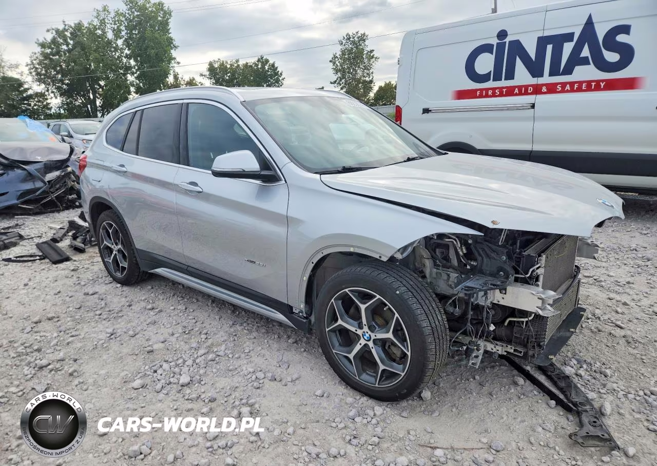2016 BMW X1 xDrive28I VIN:WBXHT3C30G5E54382 - 4