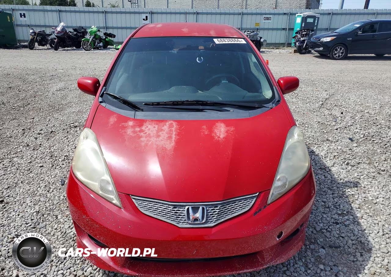 2009 Honda Fit Sport VIN:JHMGE88459S030214 - 5