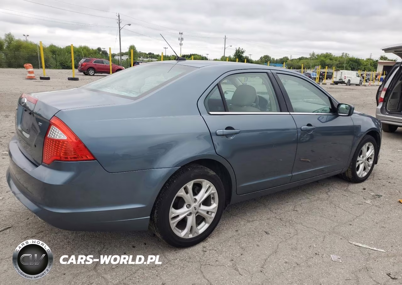 2012 Ford Fusion Se VIN:3FAHP0HA3CR158239 - 3