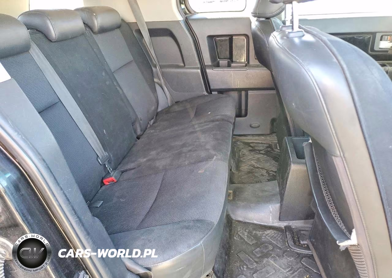 2007 Toyota Fj Cruiser Base VIN:JTEBU11F270039247 - 11