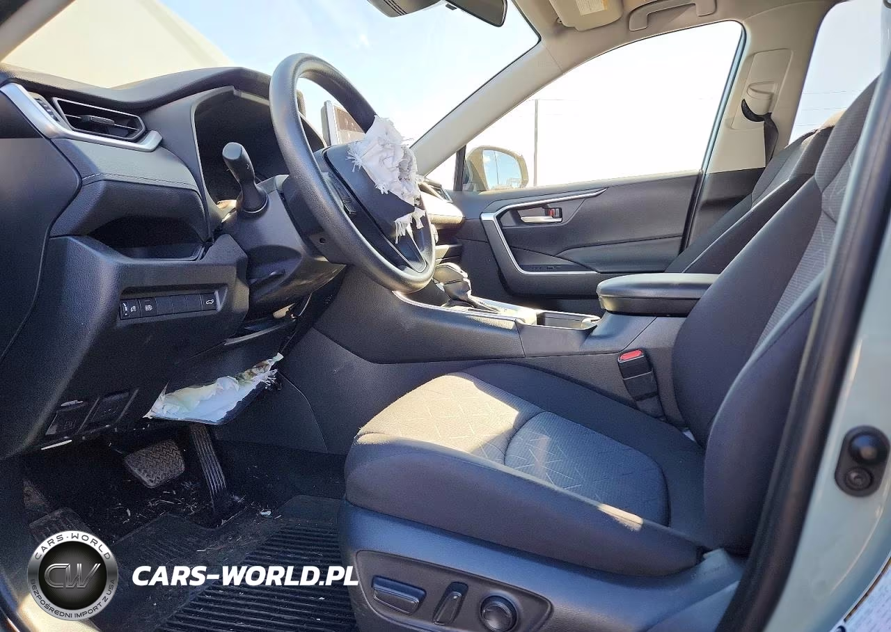 2024 Toyota Rav4 Xle VIN:JTMW1RFV7RD115621 - 7
