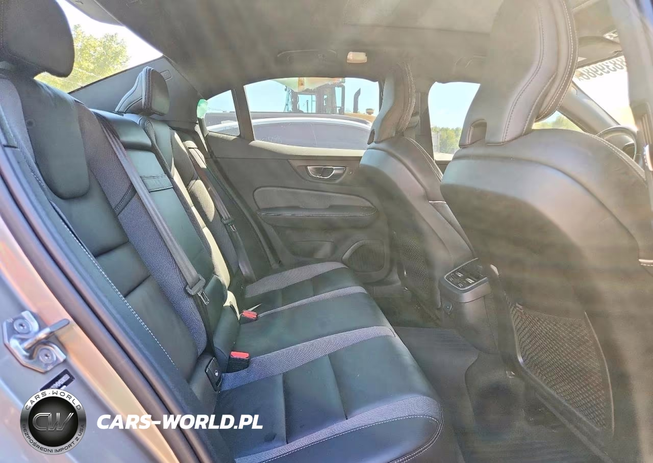 2021 Volvo S60 T6 R-Design VIN:7JRA22TM5MG080550 - 10