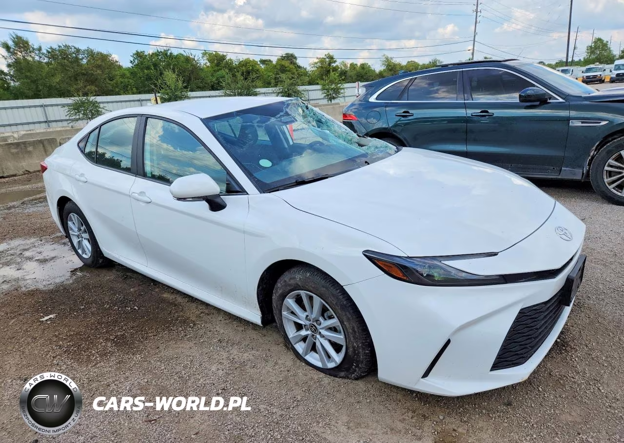 2026 Toyota Camry Le VIN:4T1DAACK8TU275402 - 4