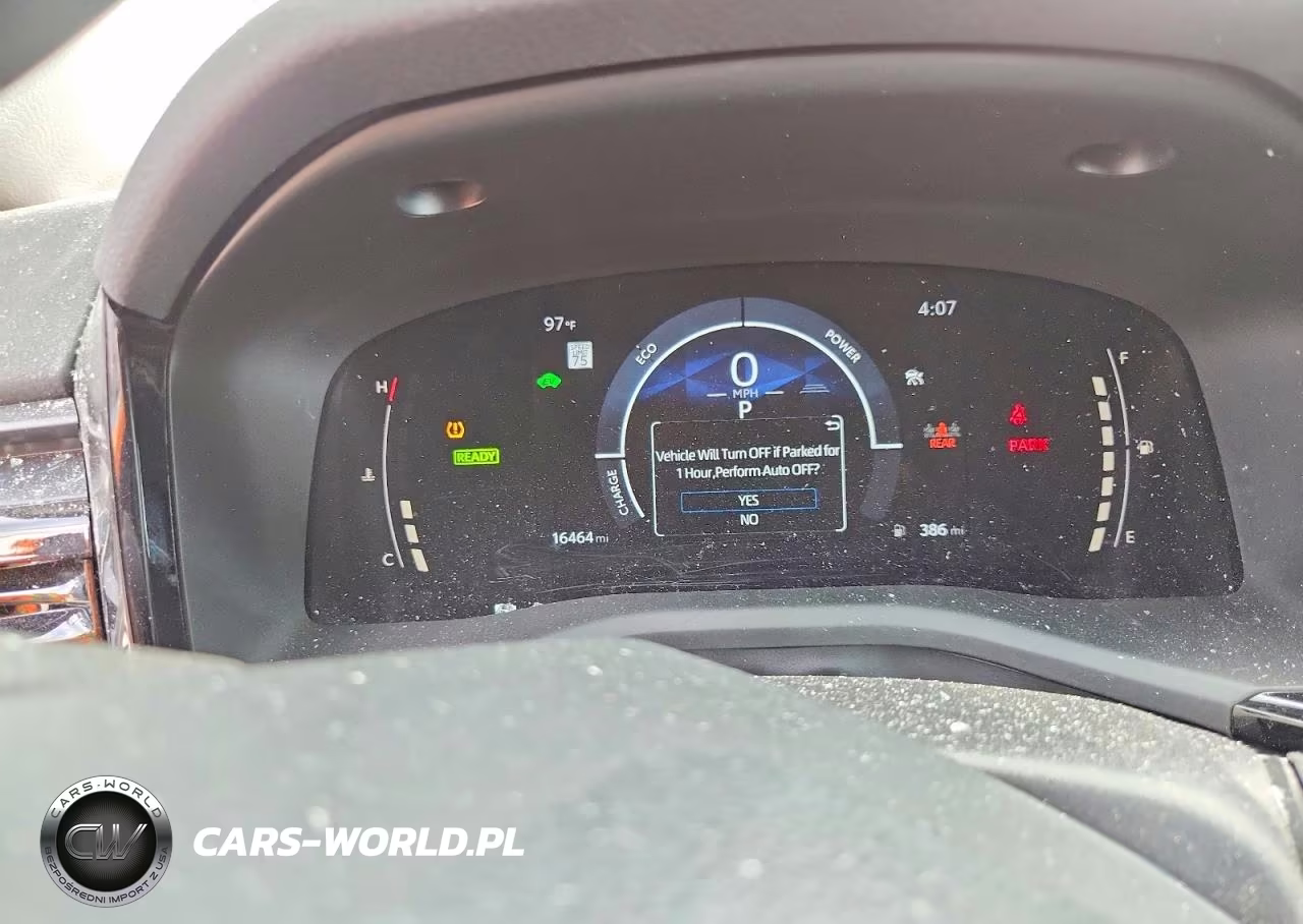 2026 Toyota Camry Le VIN:4T1DAACK8TU275402 - 9