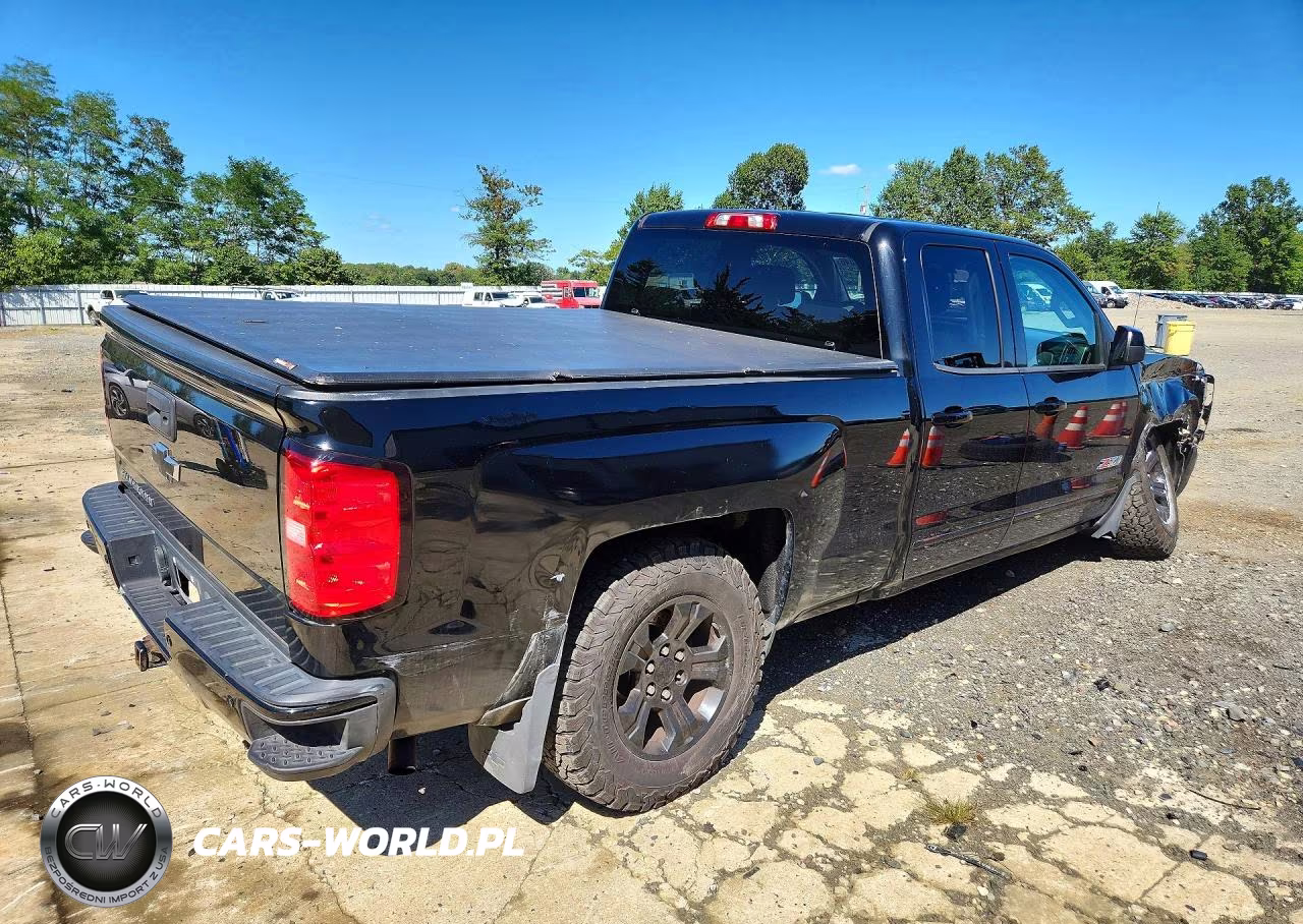 2017 Chevrolet Silverado K1500 Lt VIN:1GCVKREC1HZ395403 - 3