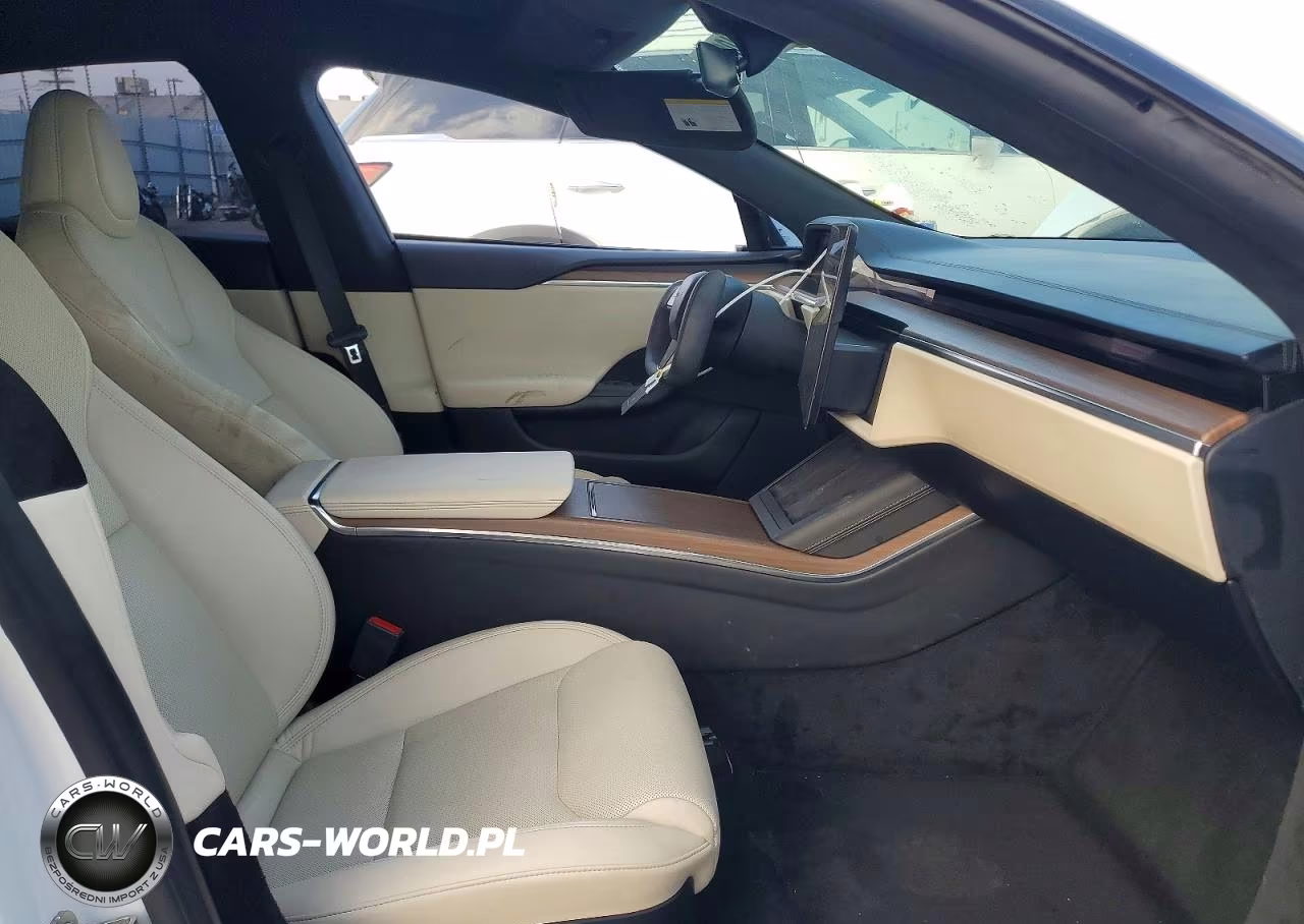 2023 Tesla Model S VIN:5YJSA1E53PF510323 - 7