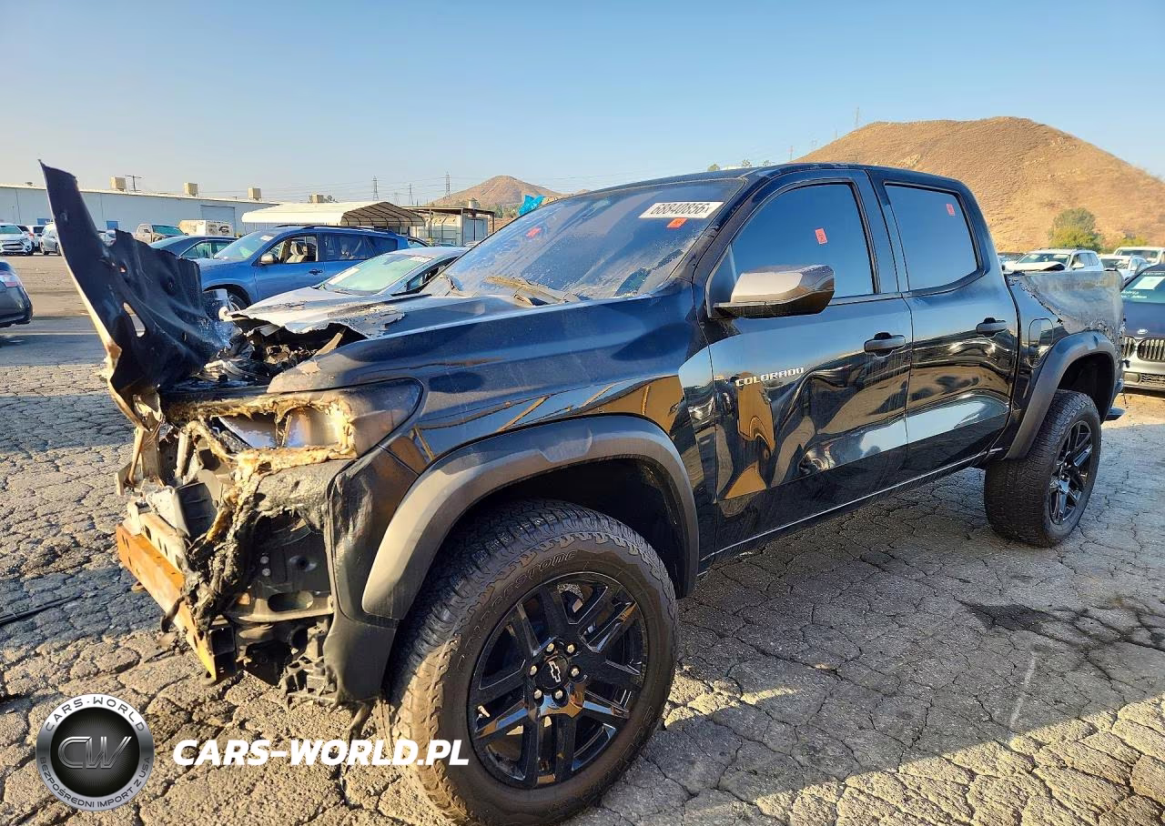 2025 Chevrolet Colorado Trail Boss VIN:1GCPTEEK8S1146057 - 1