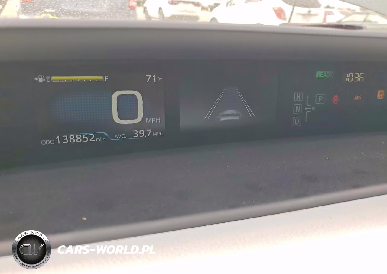2017 Toyota Prius Two VIN:JTDKBRFU2H3047283 - 9