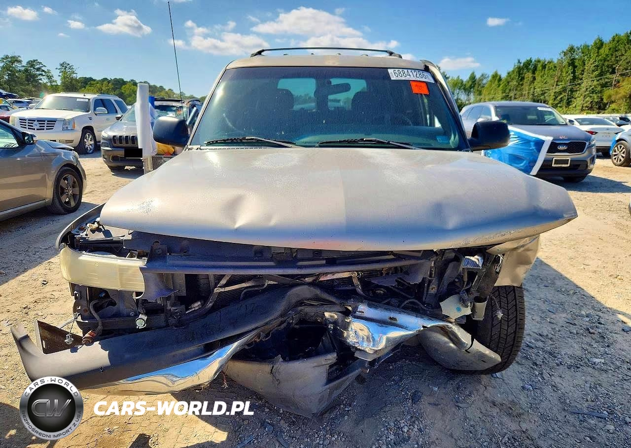 2002 Chevrolet Tahoe K1500 VIN:1GNEK13Z62J235569 - 5