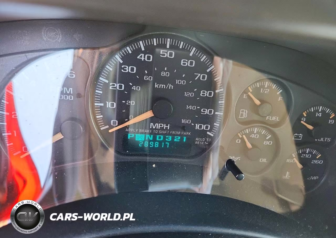 2002 Chevrolet Tahoe K1500 VIN:1GNEK13Z62J235569 - 9