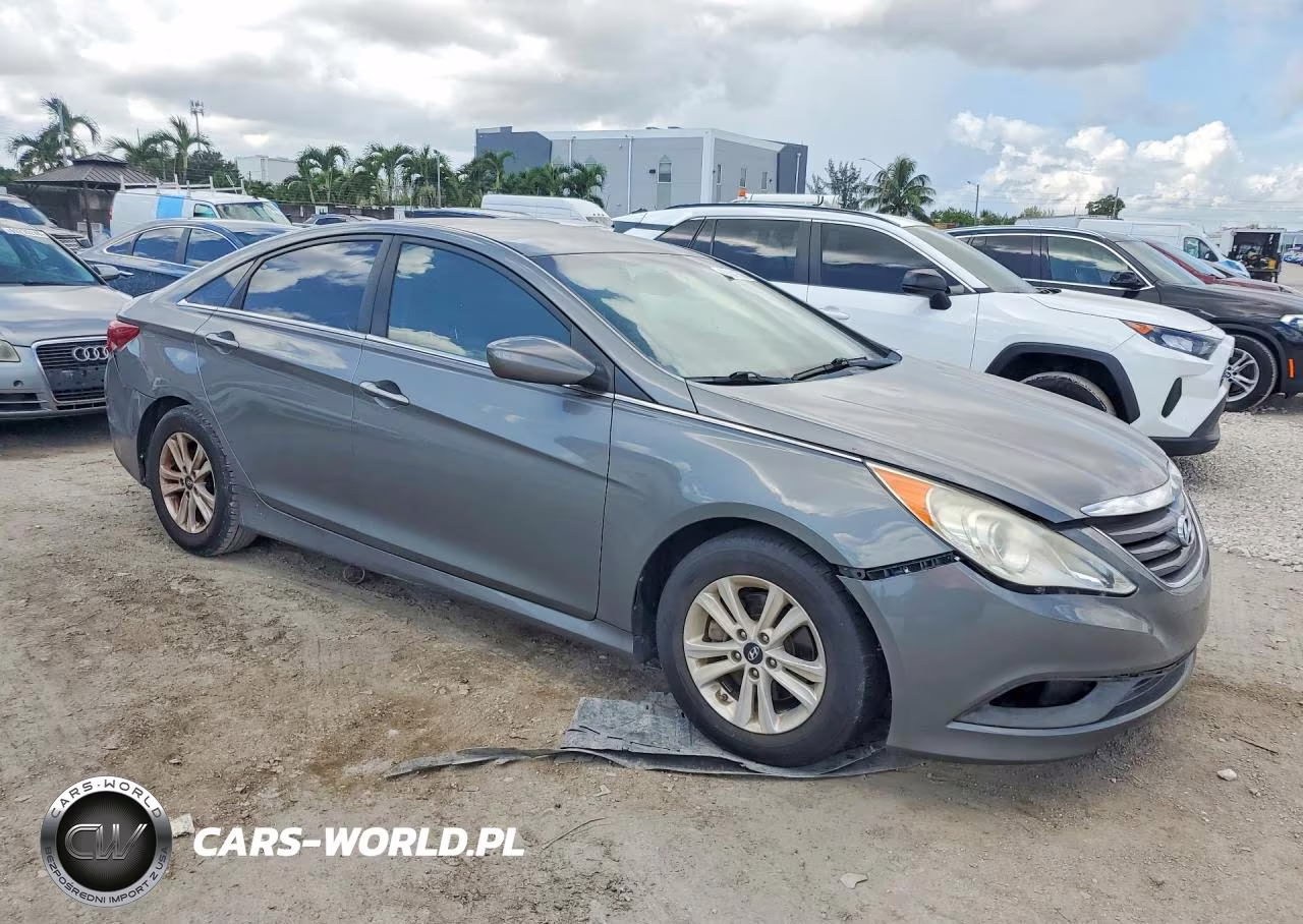 2014 Hyundai Sonata Gls VIN:5NPEB4AC6EH867008 - 4