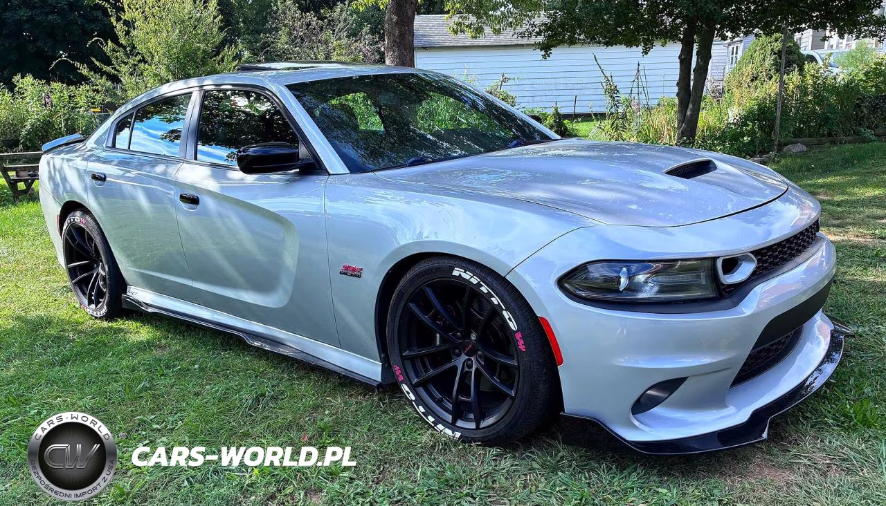 2019 Dodge Charger Scat Pack VIN:2C3CDXGJ1KH571945 - 2