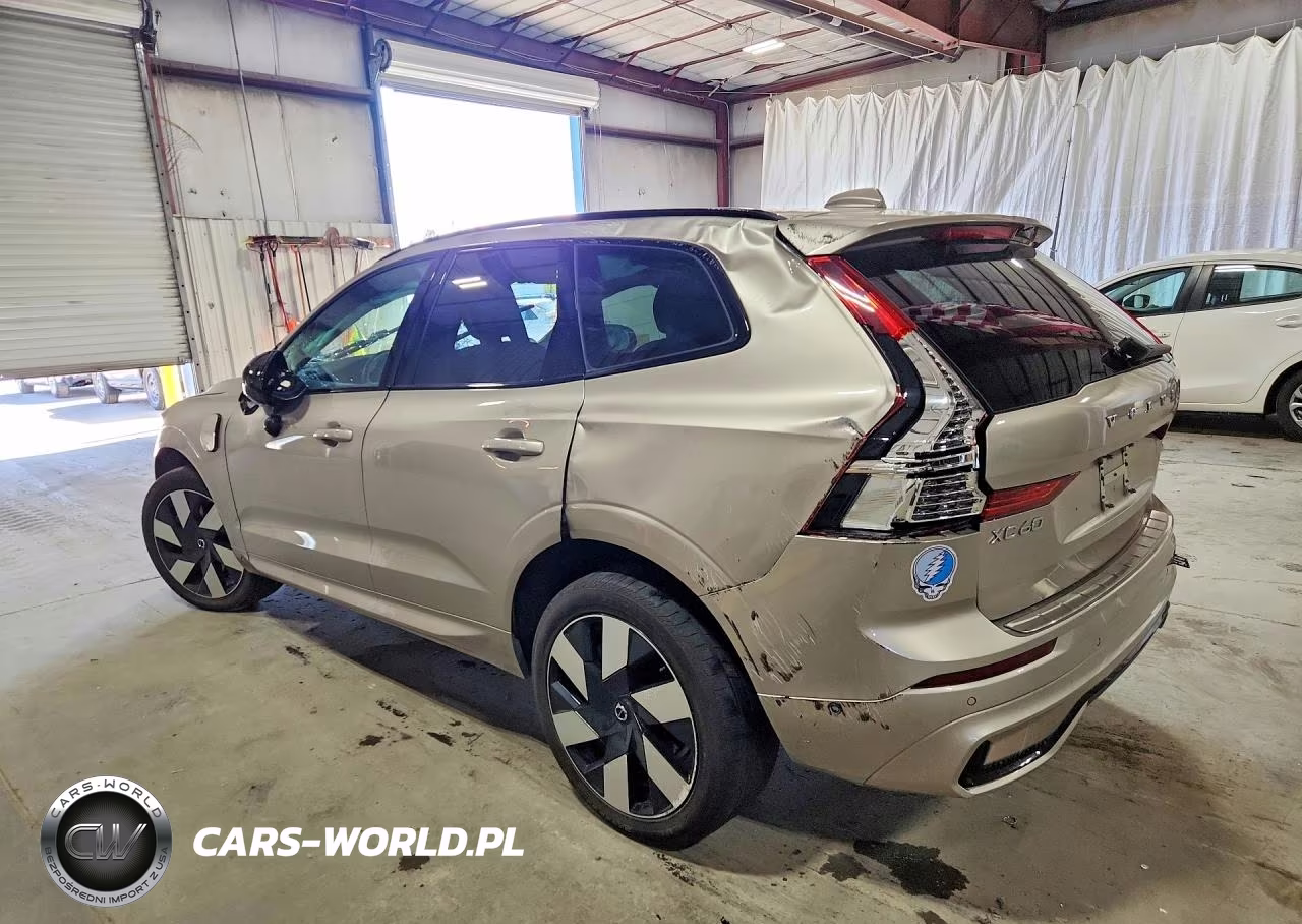 2025 Volvo Xc60 Plus VIN:YV4H60RC8S1075327 - 2