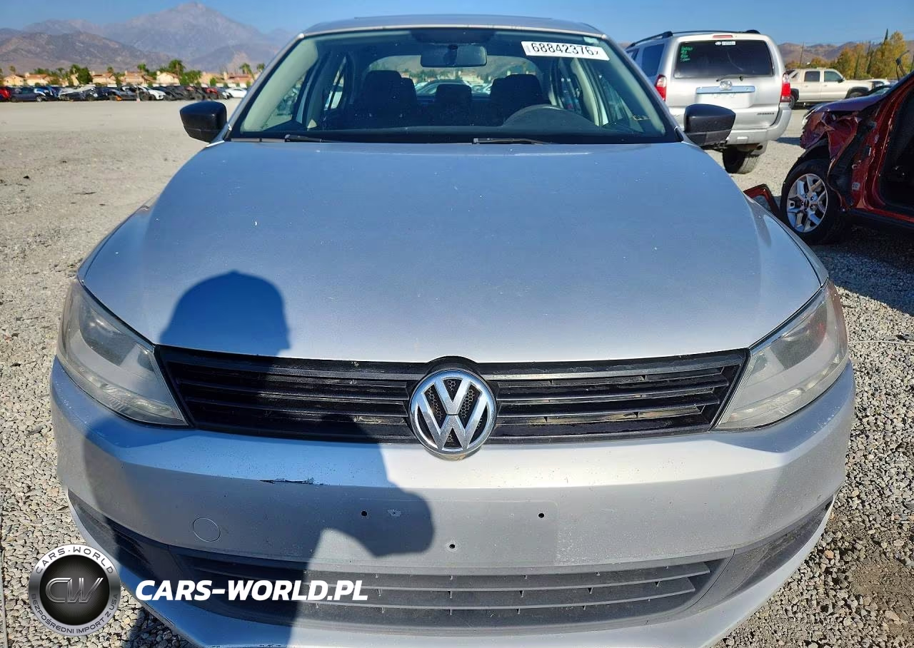 2012 Volkswagen Jetta Base VIN:3VW2K7AJ3CM347307 - 5