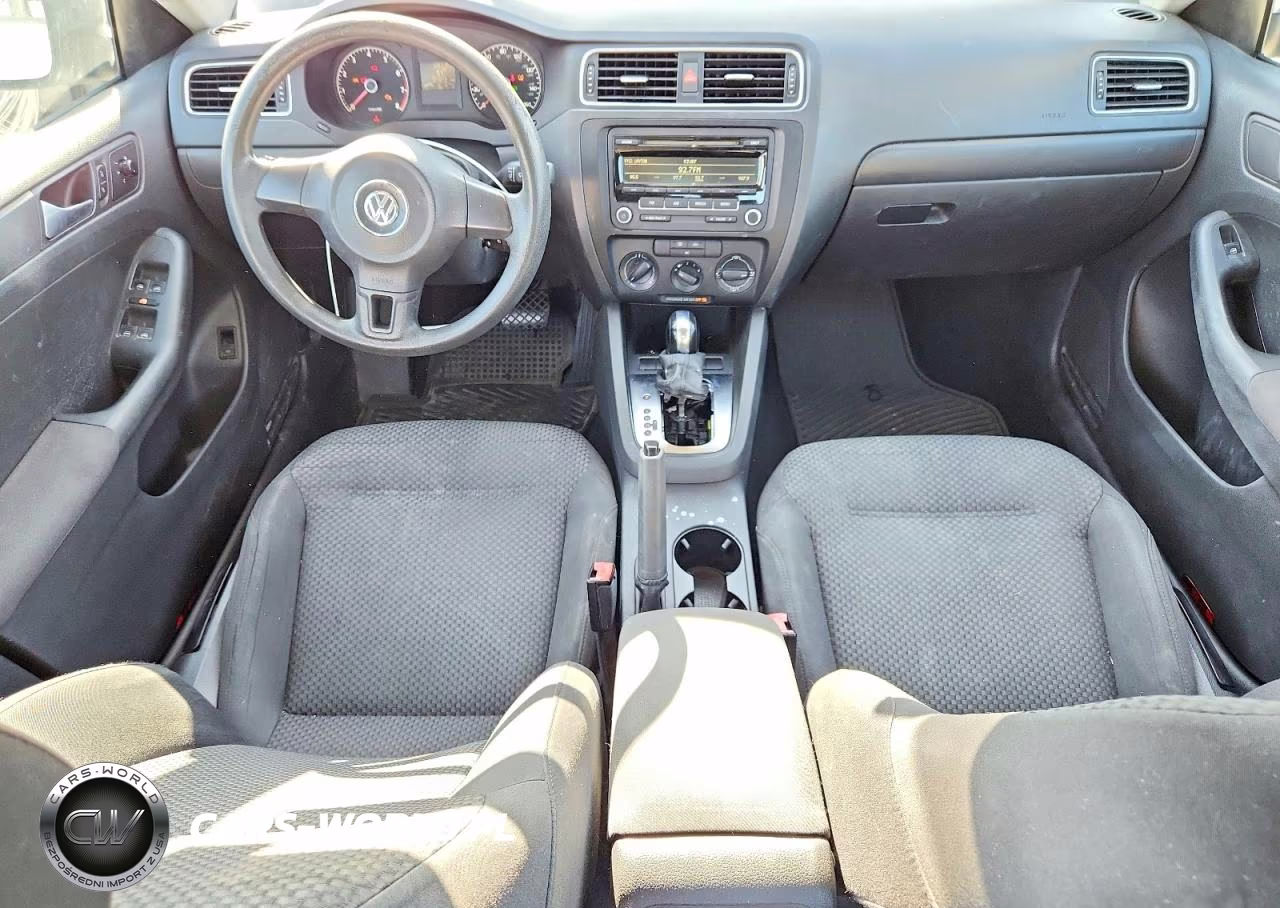 2012 Volkswagen Jetta Base VIN:3VW2K7AJ3CM347307 - 8